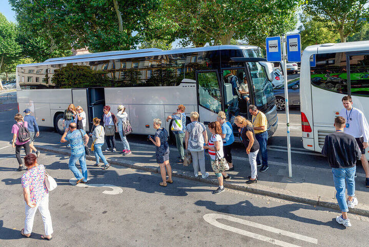 School Charter Bus Rental Schaumburg